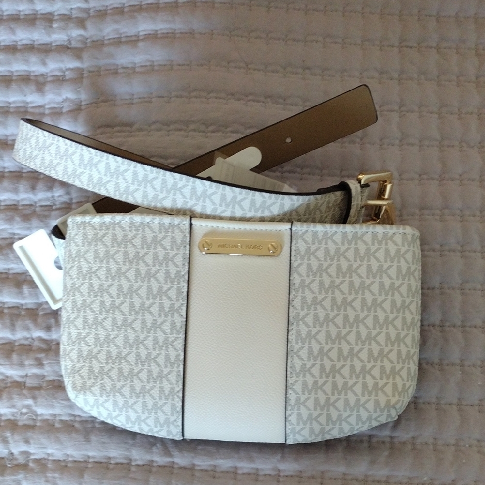 Michael Kors Cream and Gold Crossbody Bag